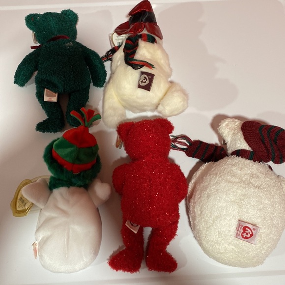 5 Xmas beanies.   All retired and rare.  Perfect condition. - Picture 7 of 7